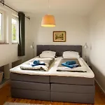 펜션 Seeschwalbe Mit Grossem Garten 엑케른포르데