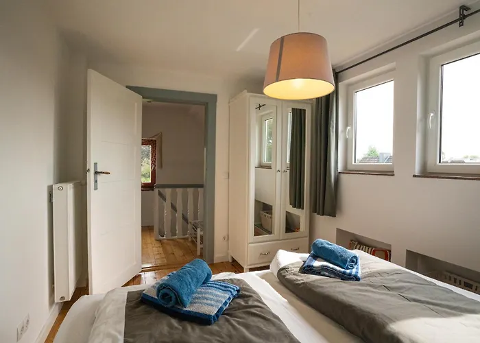 Seeschwalbe Mit Grossem Garten Vakantiehuis